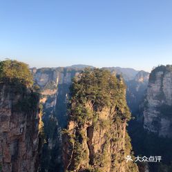 袁家界景区，探秘湖南的绝美景点，探秘湖南袁家界景区，绝美风光尽收眼底