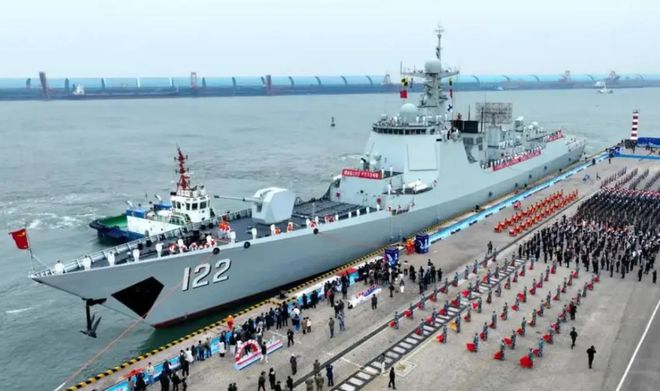揭秘中国海军舰艇，探寻神秘的辽宁舰在哪里——关于中国海军辽宁舰（原沈阳舰）的传奇之旅，探寻中国海军辽宁舰传奇之旅，揭秘舰艇秘密与神秘去向