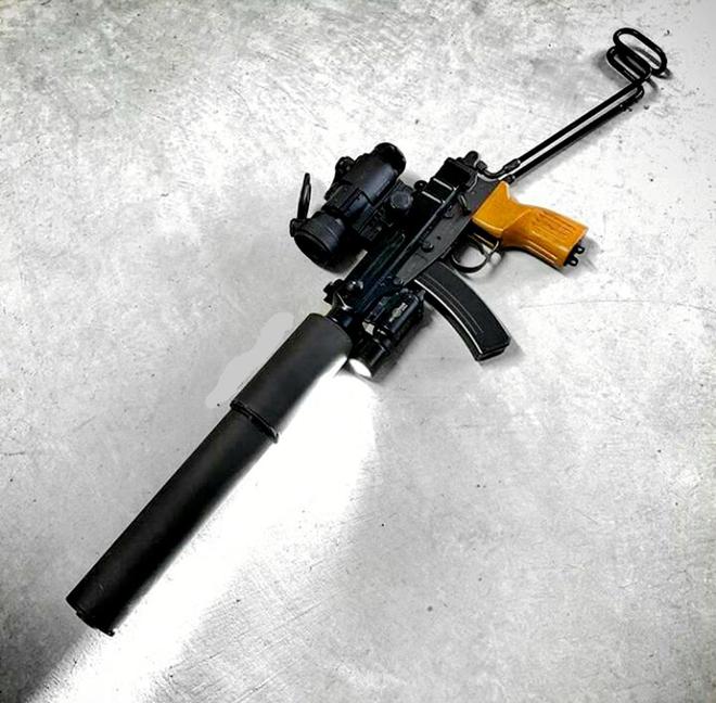 轻武器图片欣赏,探索军事美学的独特魅力,轻武器图片赏析,探索军事美学的魅力