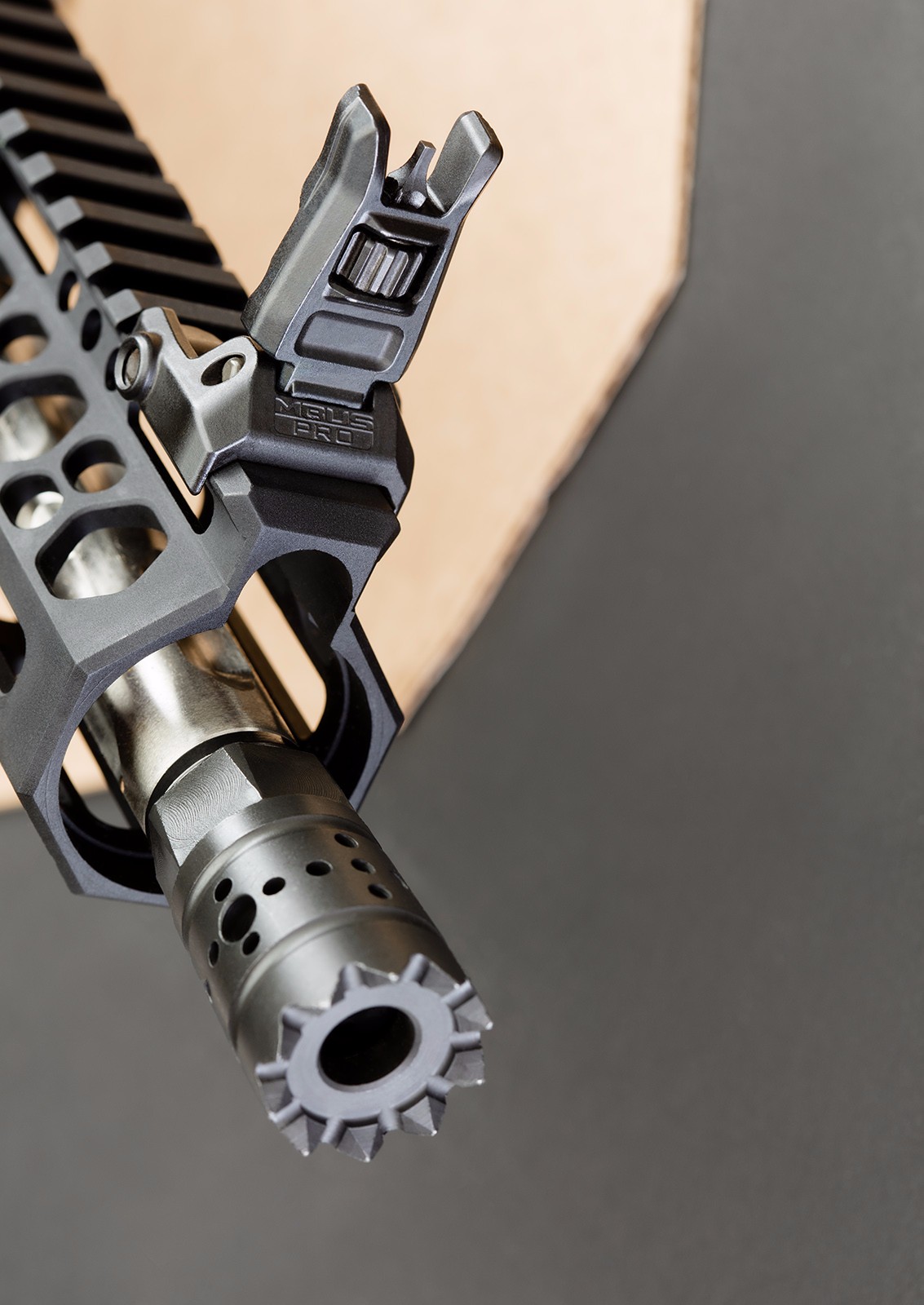 轻武器图片欣赏,探索军事美学的独特魅力,轻武器图片赏析,探索军事美学的魅力