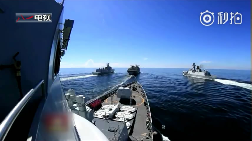 破浪前行，英雄领航——记韦慧晓与她的时代先锋郑州舰，破浪前行，韦慧晓领航时代先锋郑州舰