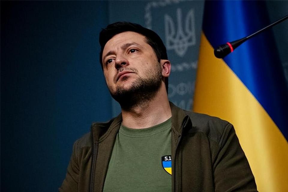 俄乌战场最新消息与泽连斯基的领导角色，俄乌战场最新动态与泽连斯基的领导角色解析