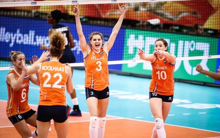 中国女排战胜荷兰，荣耀与坚持的胜利，中国女排战胜荷兰，荣耀与坚持的胜利之战