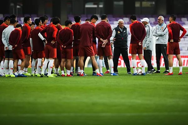 西陆网友足球队，网络与现实中的足球情缘，西陆网友足球队，网络与现实中的足球情缘之旅