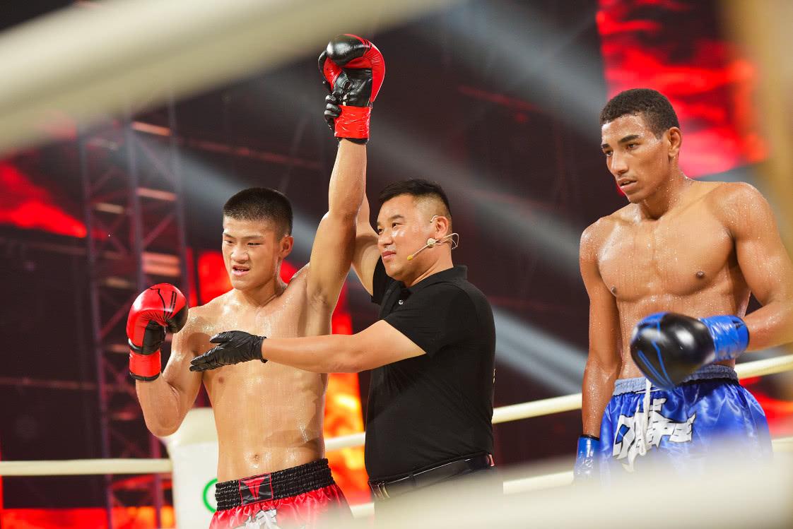 王中王双龙一码一肖,探寻神秘与传奇的交汇点,探寻神秘与传奇交汇点的王中王双龙一码一肖