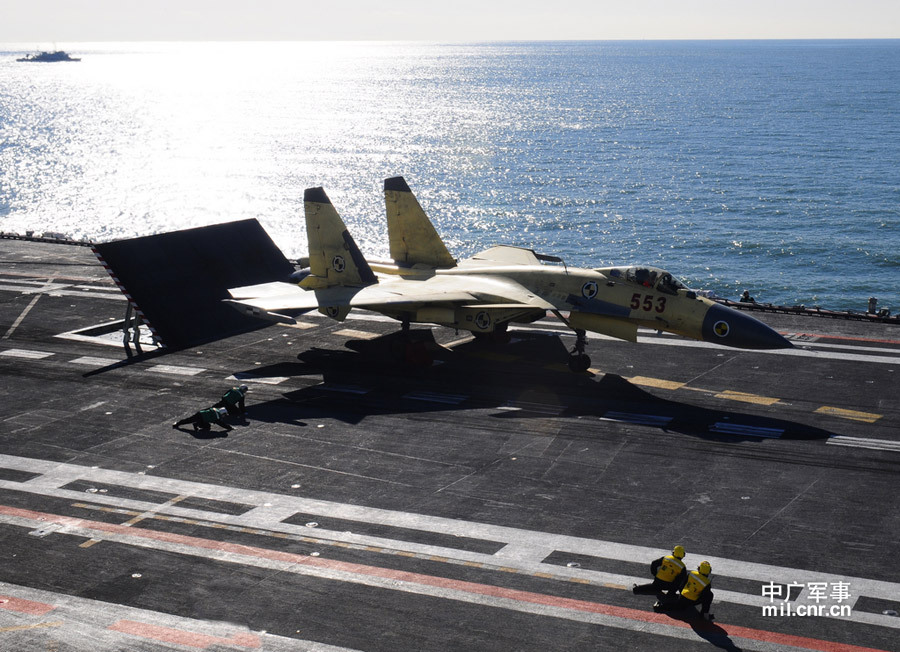 歼-15航母舰载机，中国海军航空兵力量的璀璨明珠，歼-15航母舰载机，中国海军航空兵力量的骄傲与荣耀