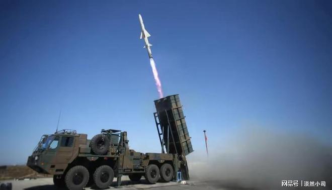 中国导弹发展史图片,回顾辉煌历程,展望未来发展,中国导弹发展史回顾,辉煌历程与未来展望的图片展示