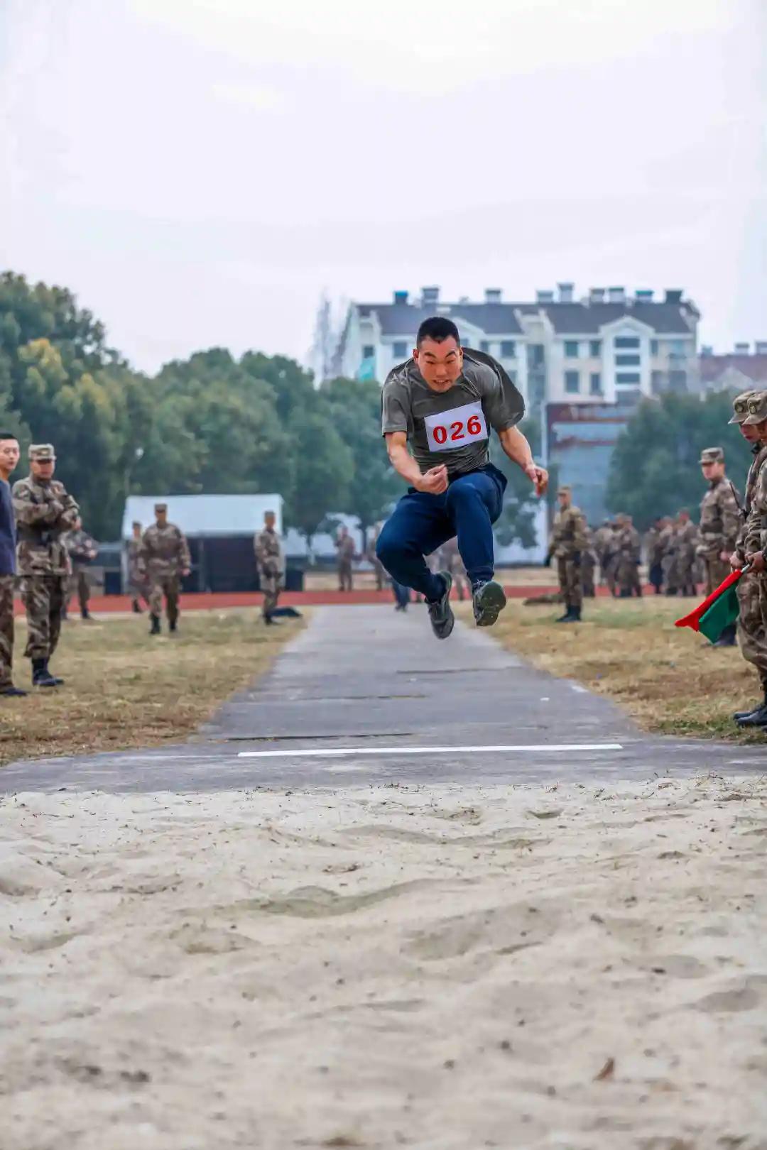 燃军事最新视频，揭示现代战争的种种面貌，现代战争面貌揭秘，燃军事最新视频解析