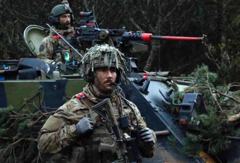 国产11式步枪,技术革新与军事力量的体现,国产11式步枪,技术革新与军事力量的交汇点