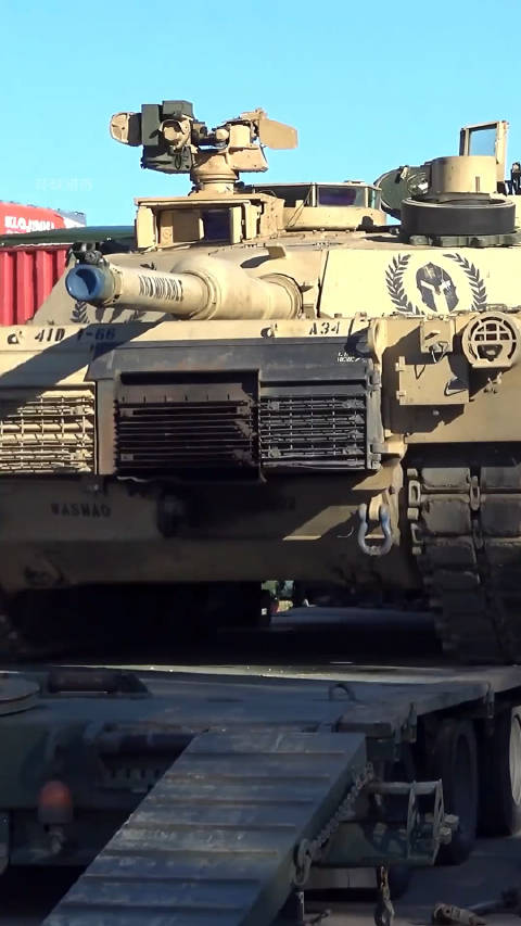 探究M1A2艾布拉姆斯悬挂系统的独特优势与技术解析，M1A2艾布拉姆斯悬挂系统，独特优势与技术深度解析