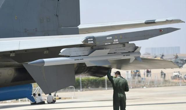 超级马特拉530D空空导弹，探索现代防空体系中的尖端武器，超级马特拉530D空空导弹，现代防空体系中的尖端武器探索