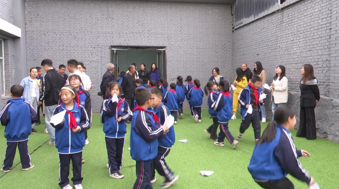 杨根思烈士事迹，英勇无畏，永垂不朽，杨根思烈士英勇事迹，无畏英勇，永垂不朽的传奇