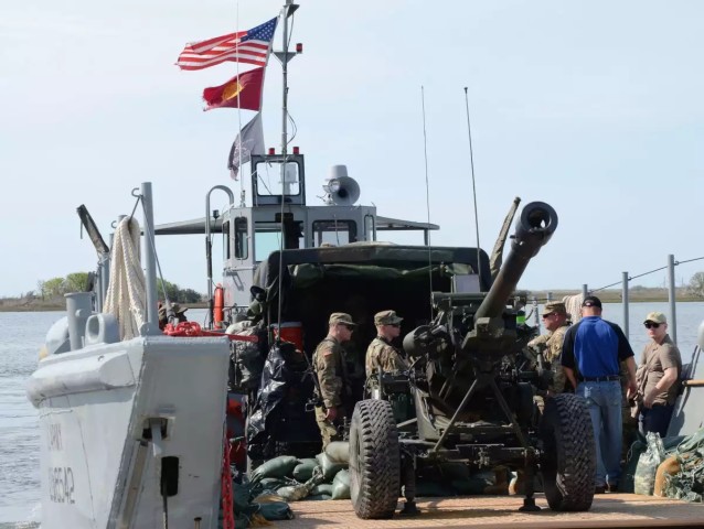 LCM8登陆艇,现代海军的两栖先锋,LCM8登陆艇,现代海军两栖先锋的探索者