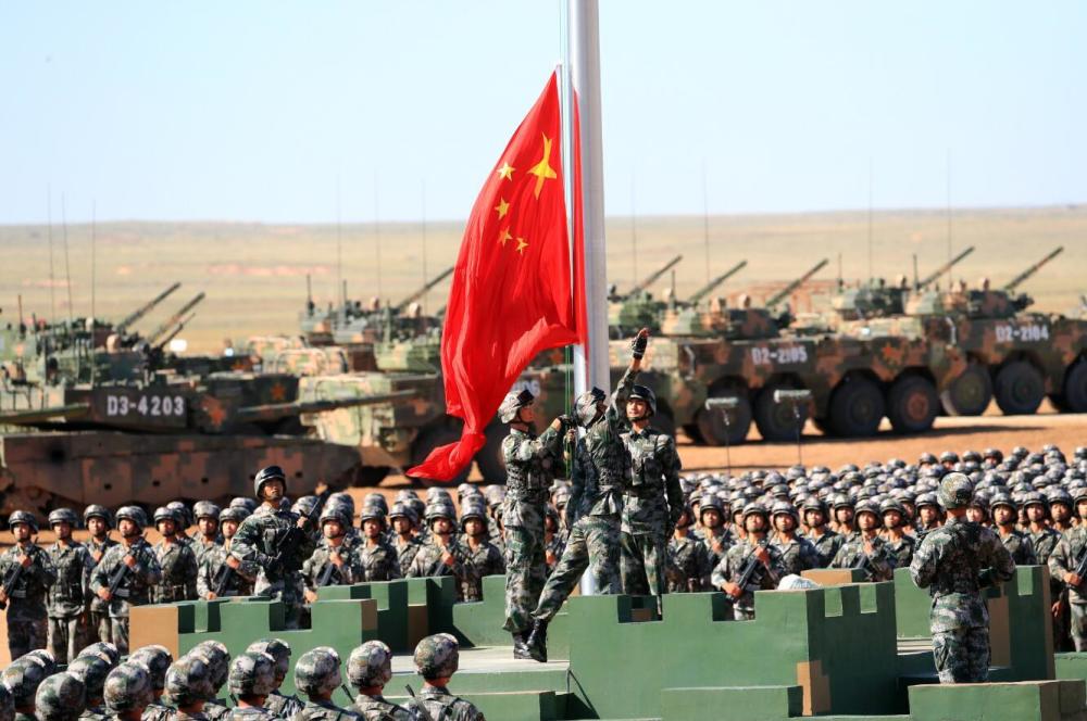 中国阅兵纪录片中的郭凤通,中国阅兵纪录片中的郭凤通,英勇风采的展现者