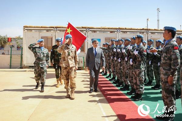 军事频道部队拜年视频,展现军民团结与力量的温暖瞬间,军民团结的温暖瞬间,军事频道部队拜年视频展现力量与情感