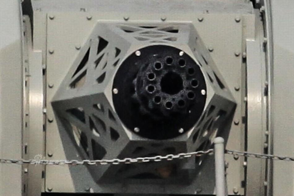 探究中国海军舰艇上的重要武器,1130近防炮的整体尺寸与性能分析,中国海军舰艇利器揭秘,1130近防炮整体尺寸与性能深度解析