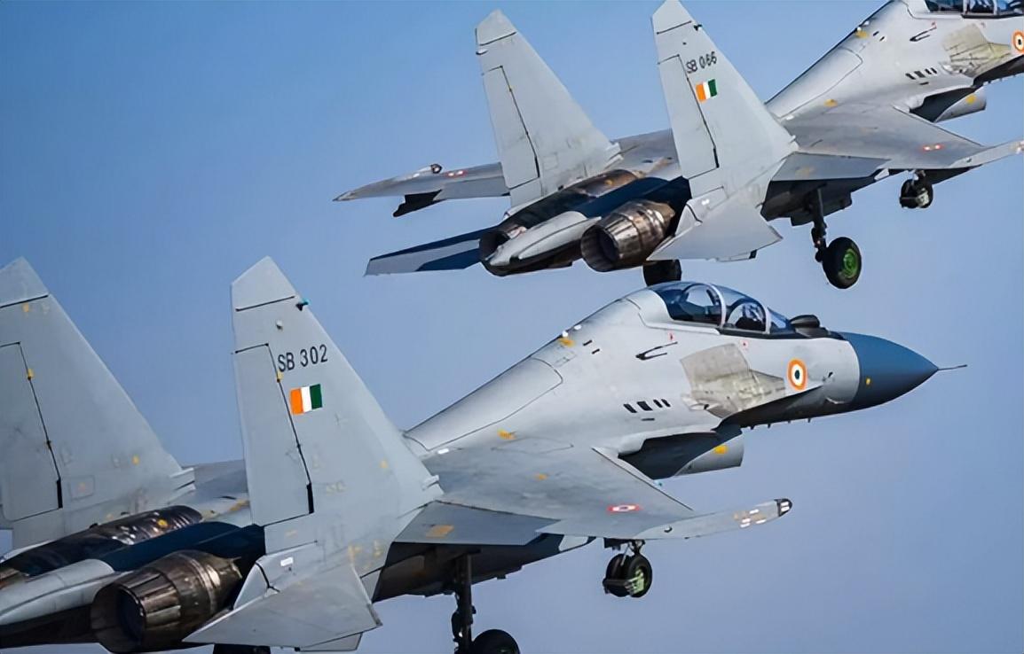 揭秘中国空军战斗机的力量，2020年中国空军战斗机数量概览，揭秘中国空军战斗机力量，2020年战斗机数量概览