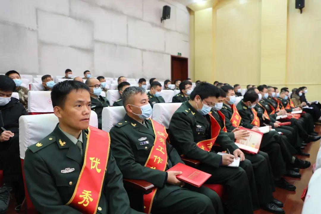 关于当前局势与未来走向的思考，是否会在2021年发生战争，当前局势与未来走向的深度思考，2021年战争的可能性分析