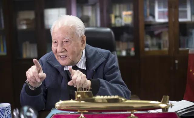 第五代制空战斗机,引领空战新时代的尖端科技,第五代制空战斗机,引领空战新时代的尖端科技之巅