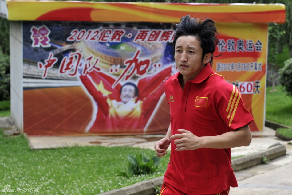 王中王三期必开一肖,预测与解析,王中王三期必开一肖,精准预测与深度解析