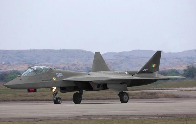 T-50战斗机，俄罗斯空中力量的璀璨明珠，T-50战斗机，俄罗斯空中力量的耀眼明珠