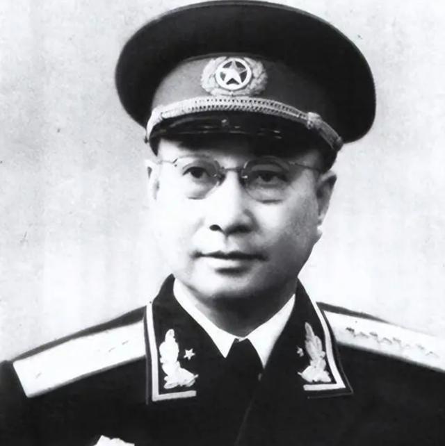 何旺林将军简介，何旺林将军生平简介