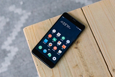 六英寸无坐力炮，战争中的巨炮威力与战略价值，六英寸无坐力炮，战争中的巨炮威力与战略意义