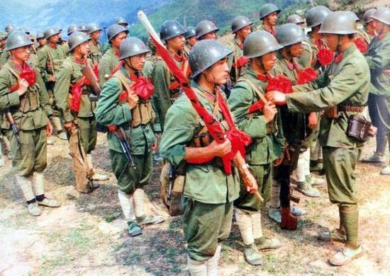 解放军80式钢盔，历史、特点与现代意义，解放军80式钢盔，历史沿革、特点与现代价值解读