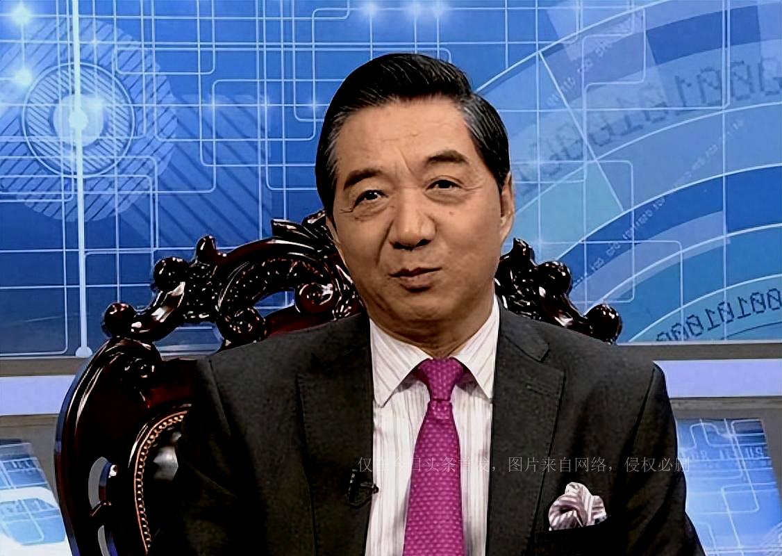 军事屏道主持人与军事专家,深度解读军事领域的独特视角,军事屏道主持人与专家深度剖析军事领域独特视角