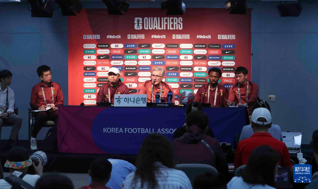 中国队赛前训练及新闻发布会召开纪实,中国队赛前训练及新闻发布会纪实报道