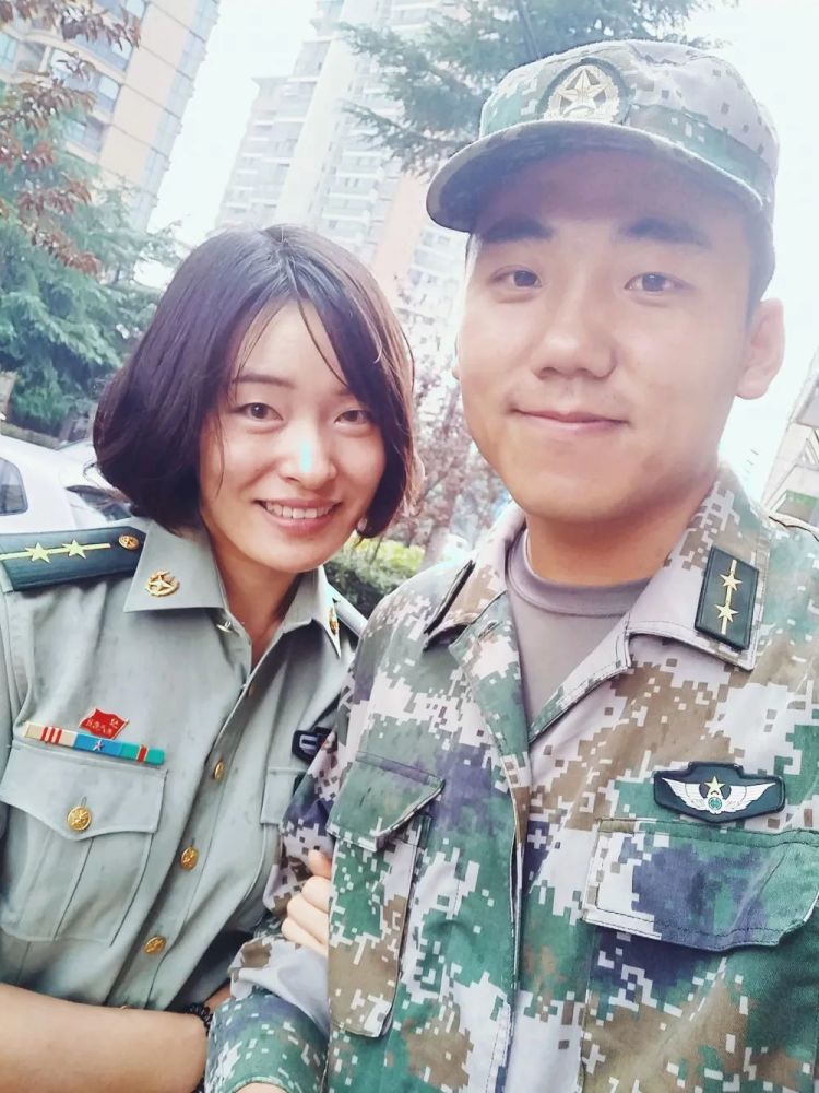 现在允许男兵和女兵谈恋爱吗?——军营内外的情感探索,军营内外的情感探索,男兵与女兵的恋爱现象解析