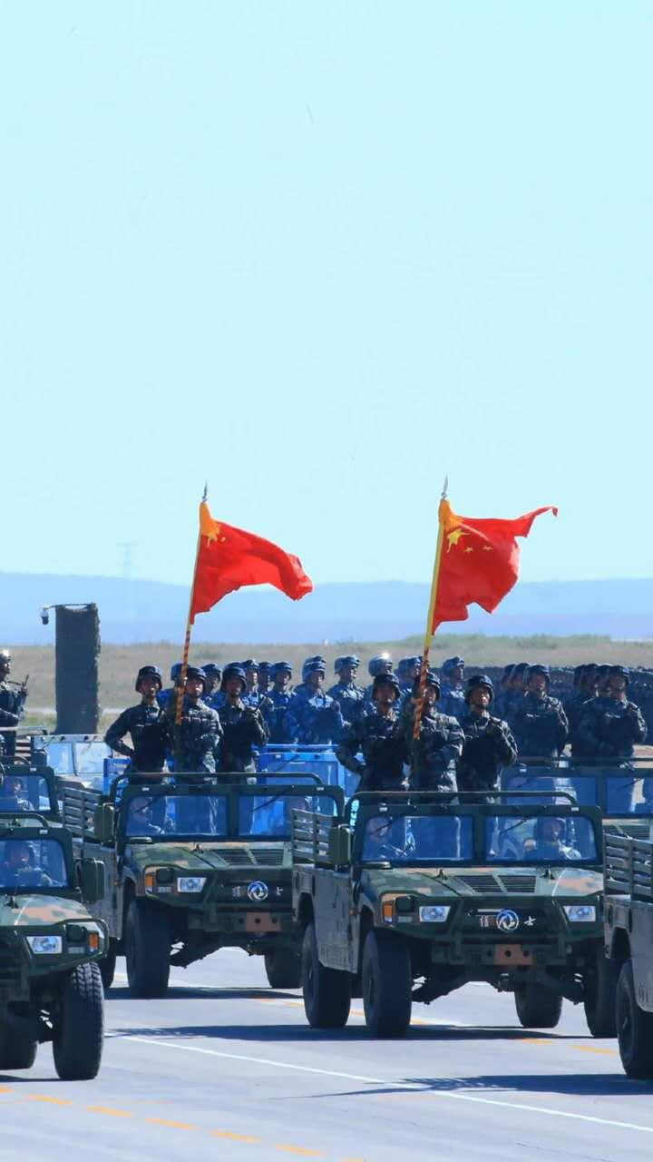 外国人眼中的朱日和阅兵视频，军事盛事与国威展示，外国人视角下的朱日和阅兵，军事壮丽盛宴与国家力量展示