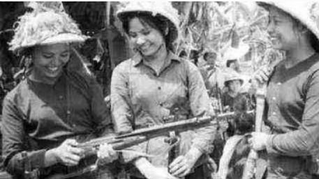 中国女兵在越南死亡，英勇无畏的牺牲与深刻的历史反思，中国女兵在越南的英勇牺牲与深刻历史反思