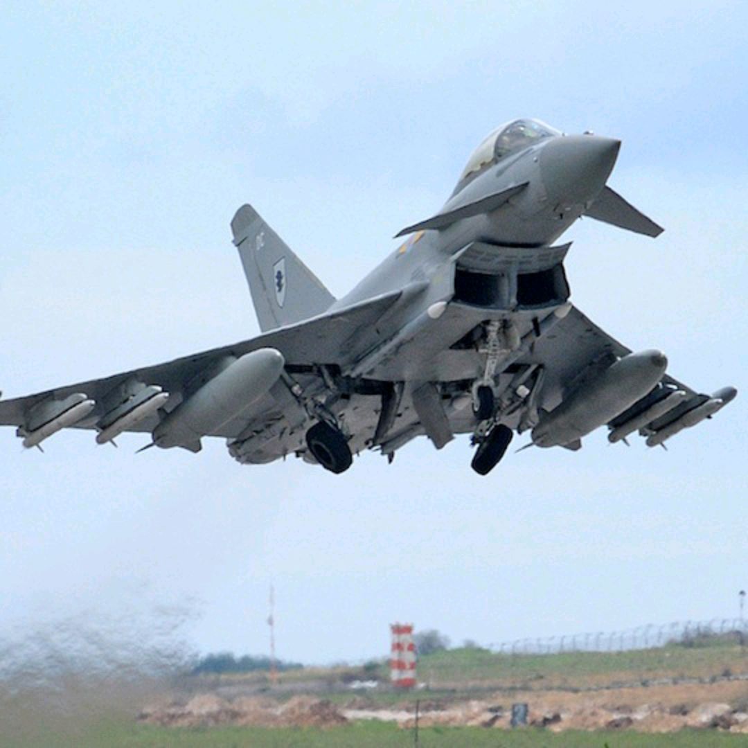 最著名的战斗机,历史、性能与影响,全球著名战斗机,历史、性能与深远影响概述