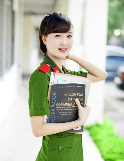 中国女兵最美照片集锦，坚韧与柔美的独特风采，中国女兵坚韧与柔美风采之美照集锦