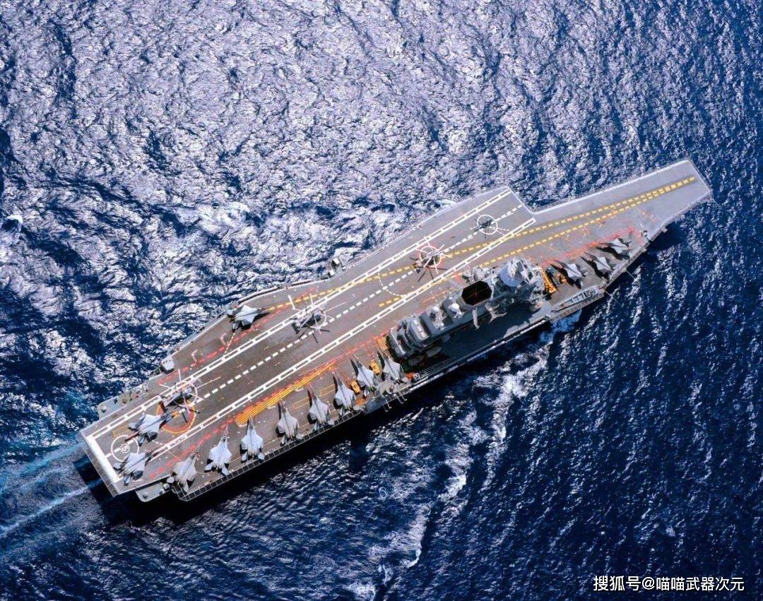航空母舰的排水量，揭示其意义与重要性，航空母舰排水量揭秘，意义与重要性的探究