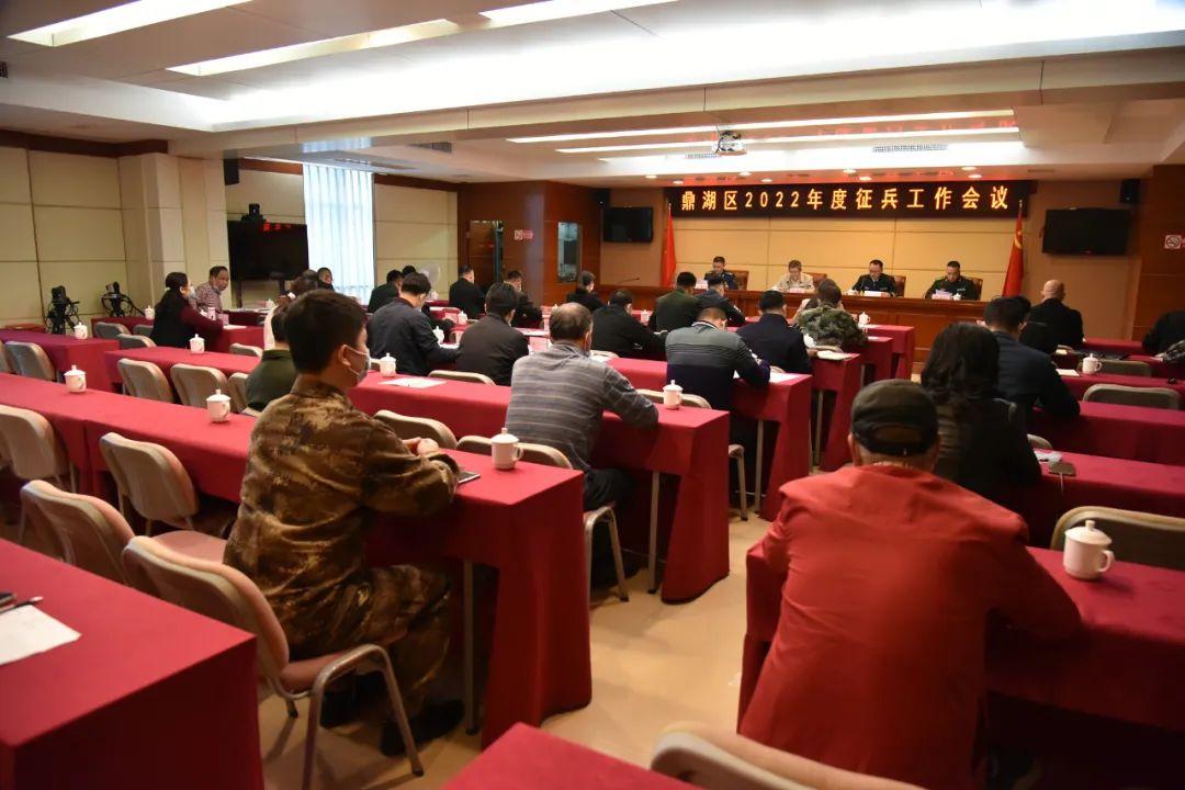 征兵宣传广告，加入我们的行列，共同守护祖国的明天——2022年度征兵火热进行中，2022年度征兵火热启动，加入我们，共筑祖国明天的安全屏障