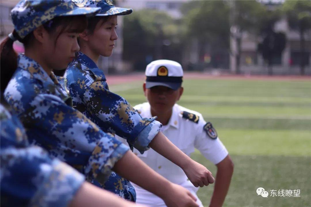 海军军训，塑造精英，铸就荣耀，海军军训，精英塑造之旅，荣耀铸就时刻