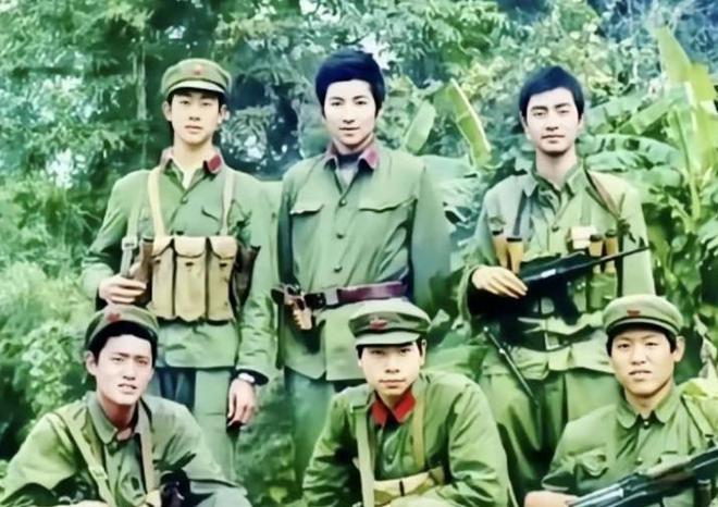 探索中国军队的历史记忆,84式军服图片,中国军队历史记忆中的84式军服探索