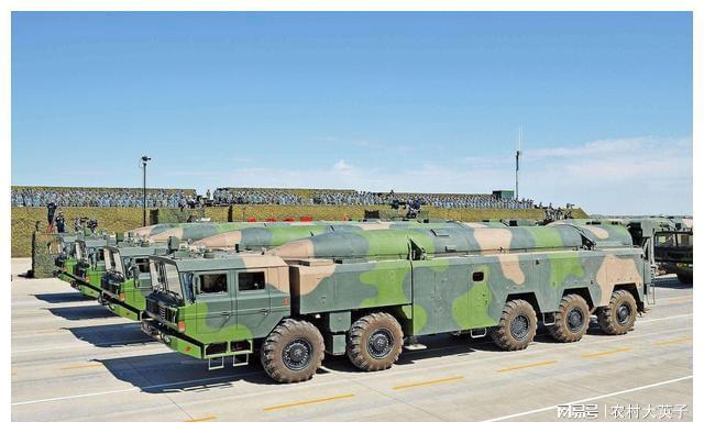 东风100,探寻其所属档次的独特魅力,东风100系列车型,探寻独特魅力与所属档次风采