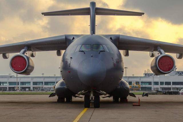 中国空军主力运输机,承载空中力量,展现大国风采,中国空军主力运输机,承载空中力量,展现大国空中运输风采