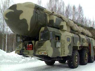 白杨洲际导弹车,陆地巨人的战略力量,陆地巨人战略力量,白杨洲际导弹车揭秘