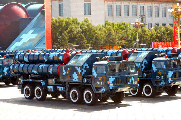 红旗-12阅兵导弹，展现中国国防实力的象征，红旗-12阅兵导弹，中国国防实力的骄傲展示