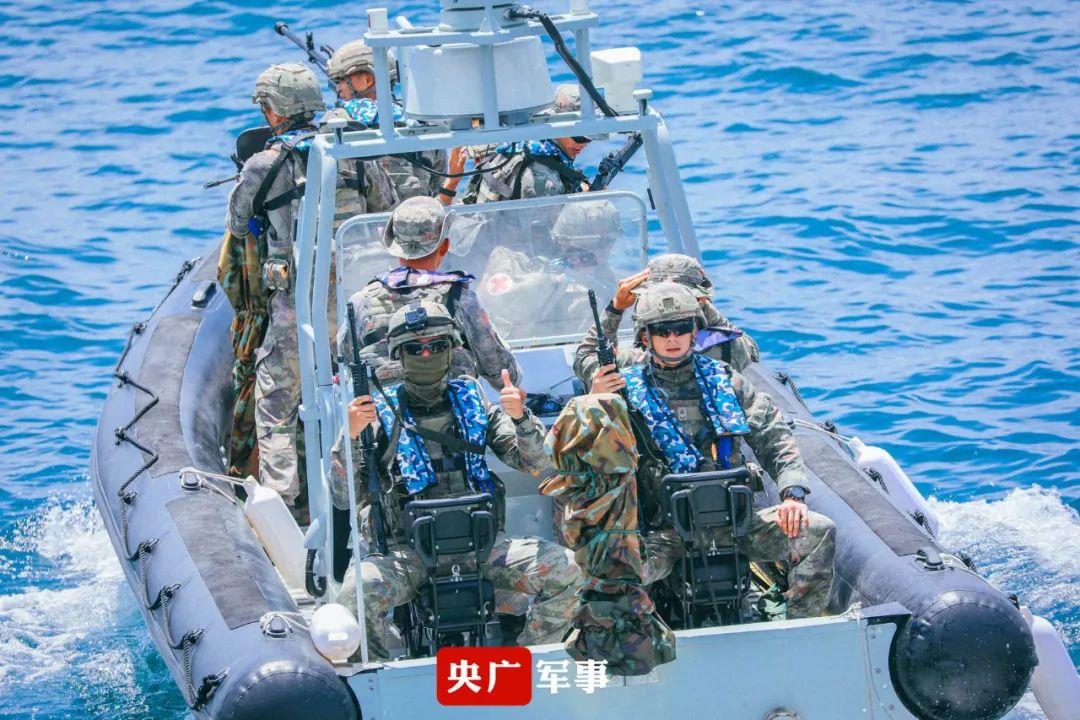 揭秘蛟龙突击队训练真实视频,精英战士的锤炼之路,蛟龙突击队精英战士锤炼之路揭秘,真实训练视频曝光