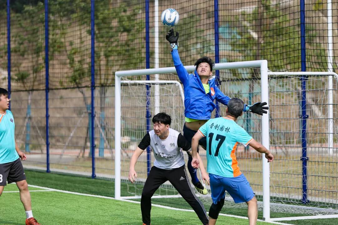 解放军报在五月上旬的报道，展现时代风采，传递强军力量，解放军报五月报道展现时代风采，传递强军力量