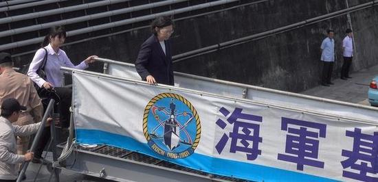 雄三导弹,尖端科技铸就的反舰利器,雄三导弹,尖端科技引领的反舰利器