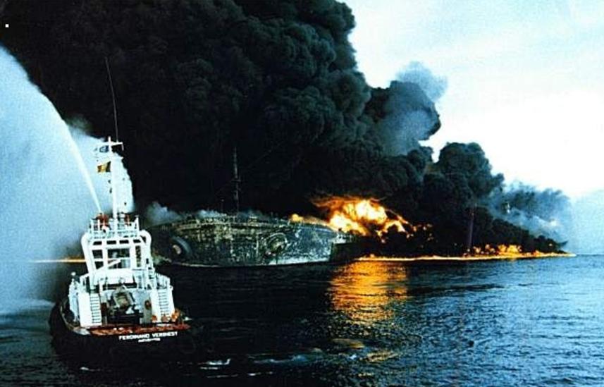 我国航母最大排水量,揭示强大实力的背后,我国航母最大排水量,揭示强大实力的秘密