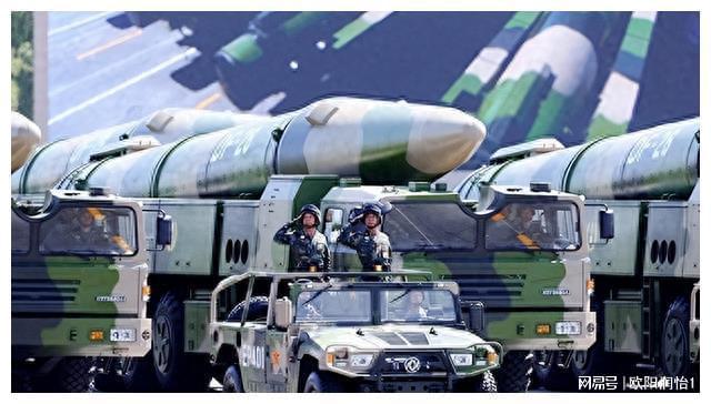 东风27实弹疑似首次曝光,揭示中国军事技术的崭新篇章,东风27实弹疑似首次曝光,中国军事技术迈入新纪元