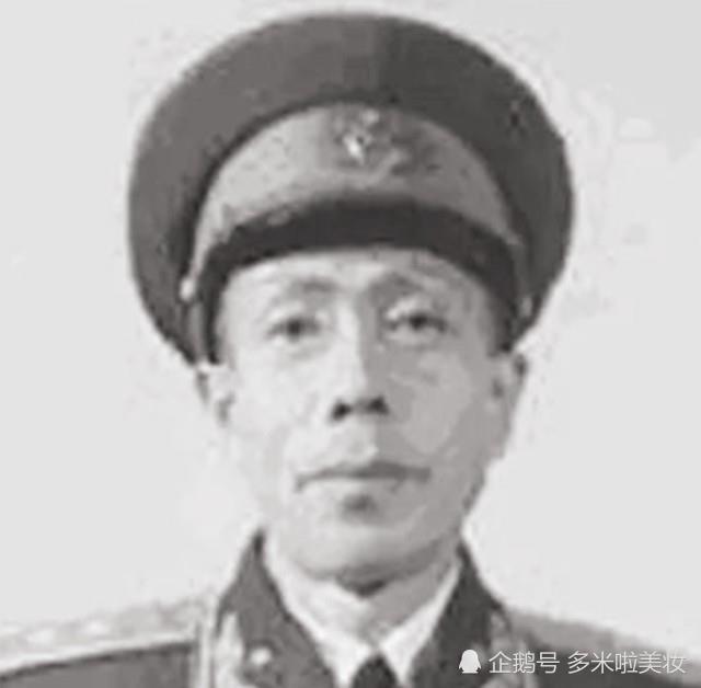 传奇人物,1955年最年轻的上将——英勇无畏的军事领袖,英勇无畏的传奇军事领袖,最年轻的上将诞生在1955年