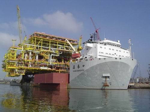 舷号834的半潜船之名——深海巨翼的传奇之旅,深海巨翼传奇,半潜船舷号834的传奇之旅